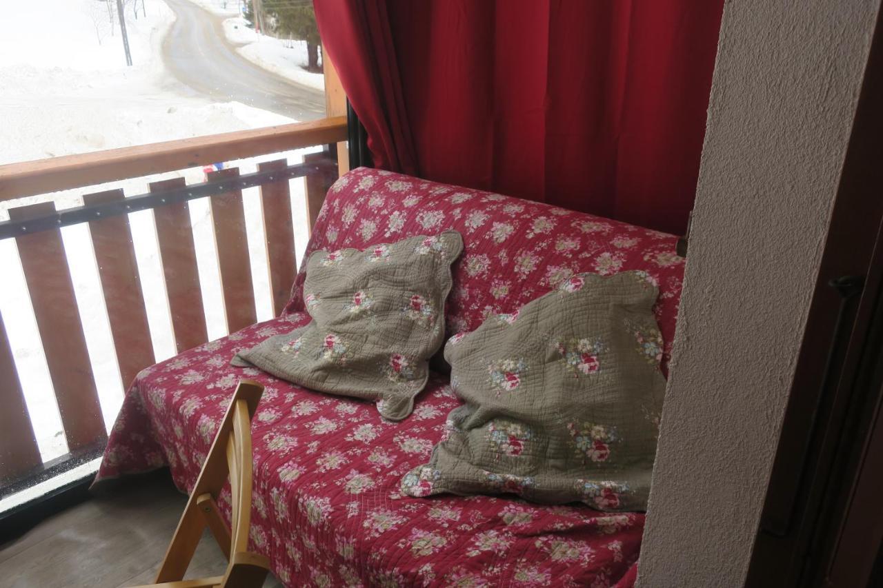 Studio Au Calme Face Aux Montagnes Dans Station De Ski La Morte Luaran gambar